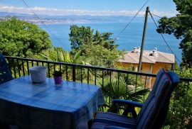 OPATIJA - gospodski 4s+db s otvorenim pogledom na more, Opatija, Apartamento