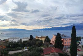 RIJEKA-ZAMET, LUKSUZNI 2s+db stan s panoramskim pogledom, Rijeka, شقة