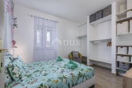 ISTRA, NOVIGRAD - Stan u visokom prizemlju sa vrtom, Novigrad, Wohnung