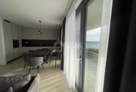ISTRA, MEDULIN- Luksuzan stan sa nesmetanim pogledom na more! Novogradnja!, Medulin, Flat