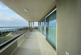 ISTRA, MEDULIN- Luksuzan stan sa nesmetanim pogledom na more! Novogradnja!, Medulin, Appartamento