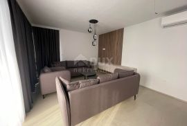 ISTRA, MEDULIN- Luksuzna novogradnja sa pogledom na more i garažom!, Medulin, Appartamento