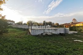 ISTRA, UMAG - Građevinsko zemljište sa započetom gradnjom, Umag, Terrain