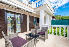 OPATIJA, MATULJI - Vila s pogledom na kvarnersko plavetnilo, Opatija, Casa