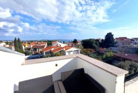 ISTRA, PREMANTURA - Apartmanska kuća sa pogledom na more!, Medulin, Haus
