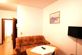 ISTRA, ROVINJ Kvalitetna apartmanska zgrada!, Rovinj, Дом