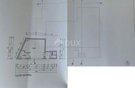 KARLOBAG - ugostiteljski objekt 1. RED DO MORA 420m2 + dvorište 176m2, Karlobag, Maison