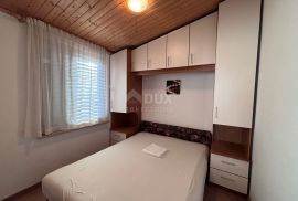 ZADAR, SV. PETAR - Apartmanska kuća s pogledom na more, Sveti Filip I Jakov, Maison