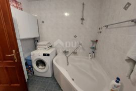 ISTRA, UMAG - Apartmanska kuća i poslovni objekt sa stanom, Umag, House