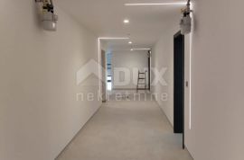 ISTRA,PULA -Luksuzni smart home stan u centru 130M2!, Pula, Flat