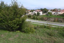 KUKULJANOVO, ČAVLE- građevinsko zemljište 9240m2 u industrijskoj zoni (namjena: trgovačka, zanatska, industrijska), Čavle, Terrain