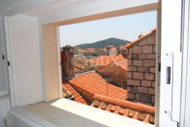 STARI GRAD, DUBROVNIK-  kamena kuća 209 m2, Dubrovnik, Ev