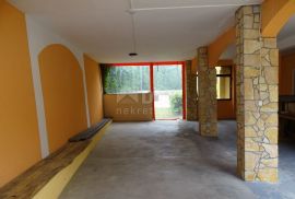 OTOK PAG, PAG, BOŠANA - apartmanska kuća u blizini mora, Pag, Maison