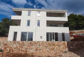 OTOK CRES - Penthouse i jednosobni apartman s dnevnim boravkom i panoramskim pogledom na more, Cres, Appartamento