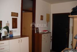 OTOK KRK, MALINSKA (okolica) - Dva odvojena apartmana, Malinska-Dubašnica, Appartement