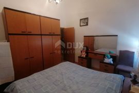 ISTRA, PULA - Renovirani stan u centru 100m2, Pula, Appartement