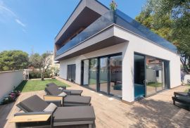 ISTRA, FAŽANA - prekrasna moderna kuća u blizini plaže!, Fažana, Σπίτι
