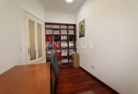 Zagreb - Petrinjska ulica  Lijep Ured 70 m2 namješten, Donji Grad, Commercial property