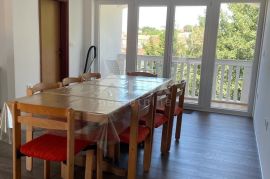 ISTRA, MEDULIN - Apartmanska kuća 500 m od mora!, Medulin, House