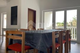 ISTRA, MEDULIN - Apartmanska kuća 500 m od mora!, Medulin, Famiglia