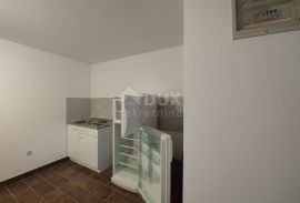 OTOK KRK, NJIVICE - Jednosobni apartman u prizemlju s okućnicom, Omišalj, Flat