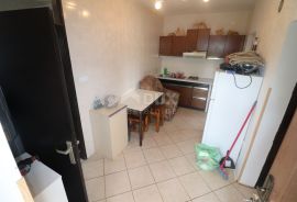 RIJEKA, ŠKURINJE - Samostojeća kuća s 4 stambene jedinice, Rijeka, House