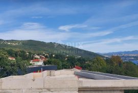 OPATIJA, LOVRAN - villa 333m2 s bazenom i pogledom na more + okoliš 500m2, Lovran, Maison