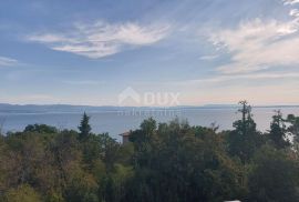 OPATIJA, LOVRAN - villa 333m2 s bazenom i pogledom na more + okoliš 500m2, Lovran, Ev