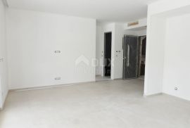 OPATIJA, LOVRAN - STAN SJ3 - 109,5m2 PENTHOUSE + BAZEN I TERASE/BALKONI 71m2 (248m2 BRUTTO - 170m2 NETO), Lovran, Appartement