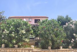 OTOK PAG, NOVALJA, APARTMANSKA KUĆA BLIZU MORA, Novalja, House