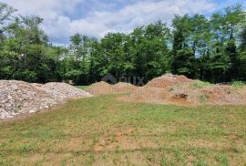 ISTRA, TINJAN - građevinsko zemljište, zadnje u građevinskoj zoni, Tinjan, Γη