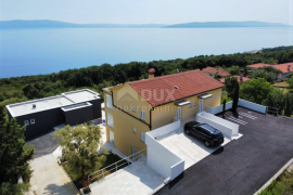 ISTRA, RABAC - Apartmanska kuća s pogledom na more, Labin, Kuća