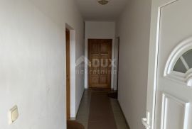 Otok Krk, Porat - Dvoetažni stan sa pogledom na more, Malinska-Dubašnica, Appartment