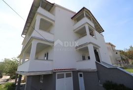 RAB, LOPAR- uređeni apartman na odličnoj lokaciji, Rab, Appartement