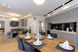 OPATIJA, CENTAR - Vila sa 6 apartmana, Opatija, Casa