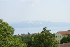 OPATIJA, MATULJI- kuća s 4 stana  550m2 + okoliš 3740m2, Matulji, Kuća