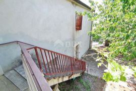 ISTRA, BALE - Kuća za renovaciju!, Bale, Haus