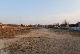 VIŠKOVO- zemljište 3350m2 za najam, Viškovo, Tierra