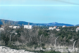 ŠIBENIK, DONJE POLJE - Zemljište društvene namjene, Šibenik - Okolica, Zemljište