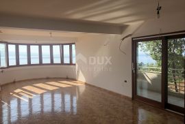 OPATIJA, CENTAR - samostojeća villa 605m2 s pogledom na more + okoliš 600m2, Opatija, Σπίτι