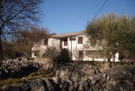 Otok Krk, Garica - Imanje sa dvije kuće na 2000m2, Vrbnik, بيت