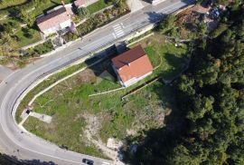 OPATIJA, POBRI - samostojeća kuća 580m² s pogledom na more + okućnica 3200m2, Opatija, Ev