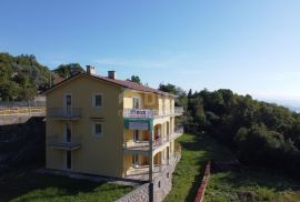 OPATIJA, POBRI - samostojeća kuća 580m² s pogledom na more + okućnica 3200m2, Opatija, Ev