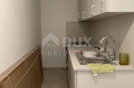 RIJEKA, GORNJI ZAMET - Kuća s 4 stana s predivnim pogledom na more, Rijeka, House