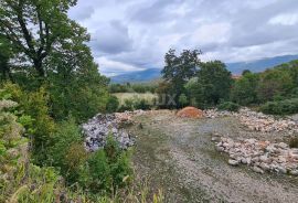 RIJEKA, GROBNIK, SOBOLI - građevinsko zemljište 2500 m2 za obiteljsku kuću / stambenu zgradu / halu, Čavle, Tierra