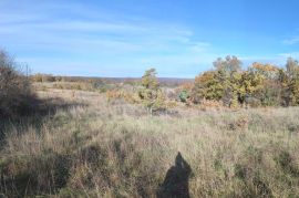 ISTRA, KRNICA - Građevinsko zemljište s panoramskim pogledom na zelenilo, Marčana, أرض