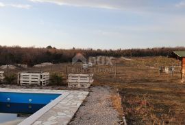 ISTRA, LABIN - Kuća s bazenom na mirnoj lokaciji okružena zelenilom, Labin, بيت