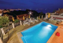 OPATIJA, VEPRINAC - vila 1000m2 s pogledom na more, 6 apartmana i bazenom + okoliš 1000m2, Opatija - Okolica, Σπίτι