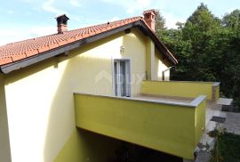 OPATIJA, MATULJI - samostojeća kuća 400m2  + okoliš 1400m2, Matulji, House