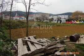 RAB, LOPAR - građevinsko zemljište 690m2 za obiteljsku kuću/villu/apartmane/kuću za iznajmljivanje s bazenom/kuću za odmor s bazenom, Rab, Terrain